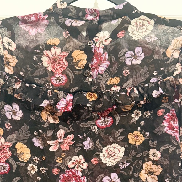🌸 Forever 21 Floral Ruffle Long-Sleeve Top – Size Small - Picture 3 of 7
